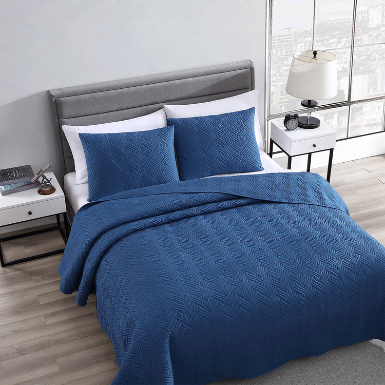 Bedroom Beddings Covers Blankets Brookstone