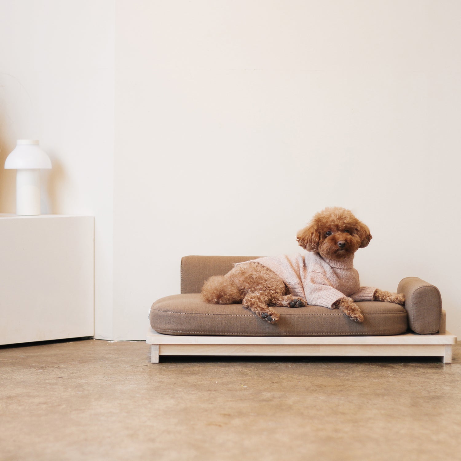 Linden Pet Day Bed | Brookstone